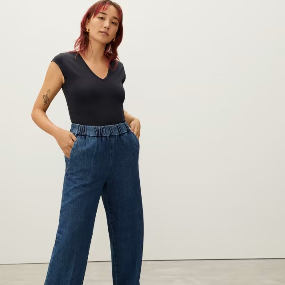 The V-Neck Ballet Bodysuit Black - Everlane